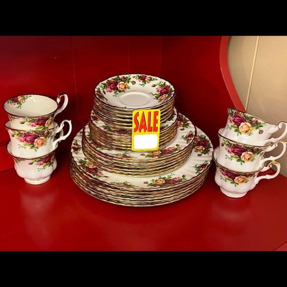 Royal Albert Dining 6pc Royal Albert Old Country Rose China Set